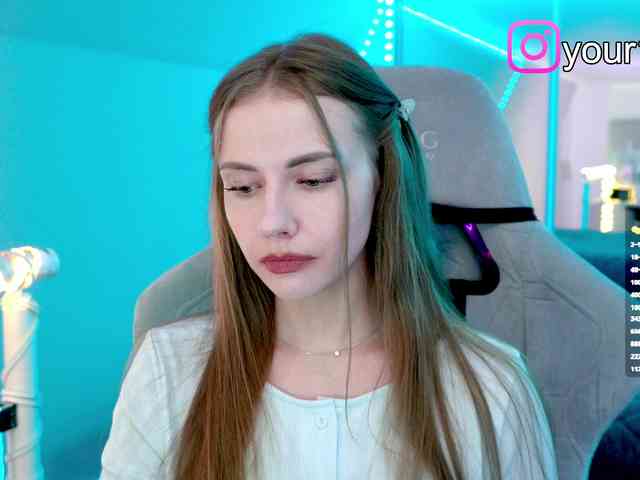 VikkiExtraCheese webcam