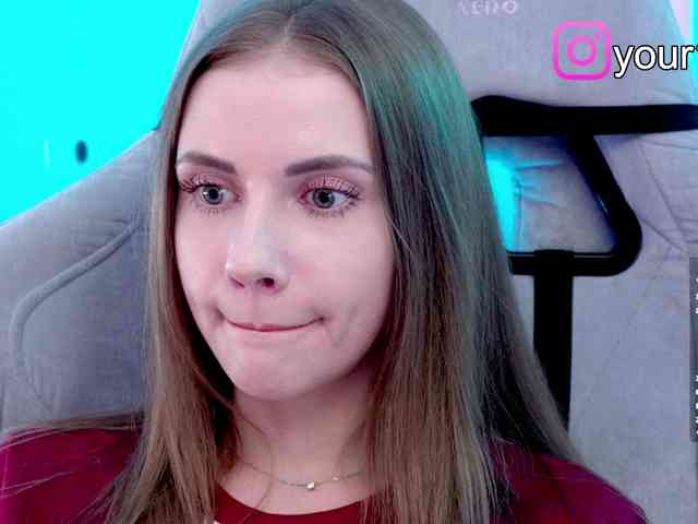 VikkiExtraCheese webcam