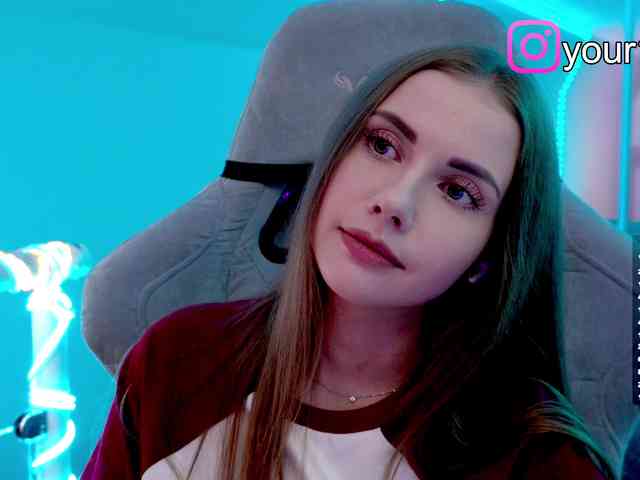 VikkiExtraCheese webcam