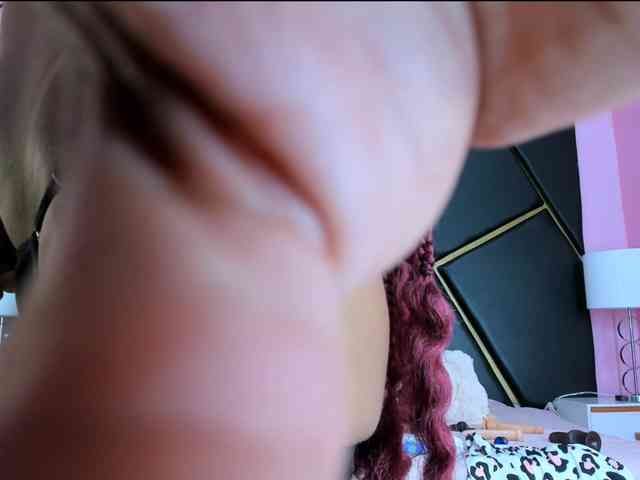NaomiSmiths webcam