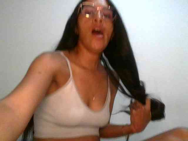 JuanaBrunette webcam