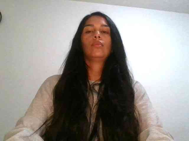 JuanaBrunette webcam