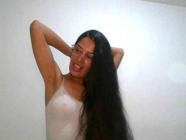 JuanaBrunette webcam