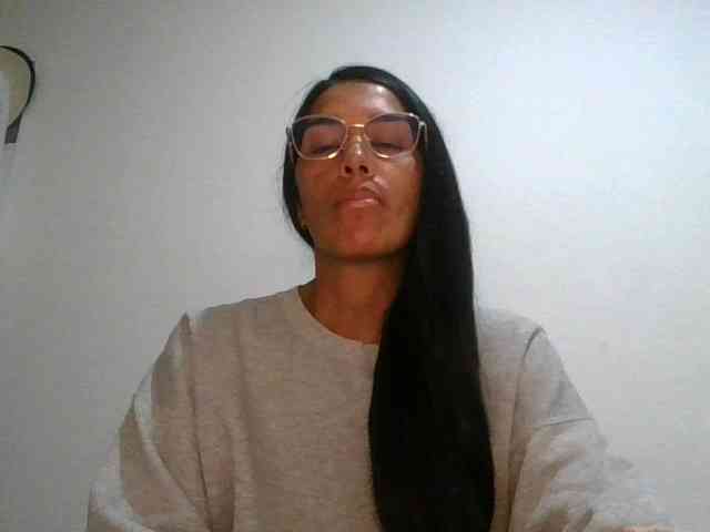 JuanaBrunette webcam