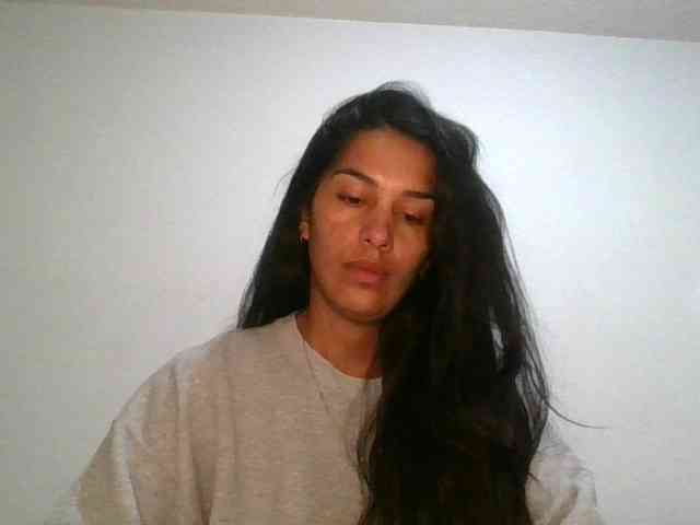 JuanaBrunette webcam