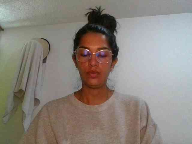 JuanaBrunette webcam