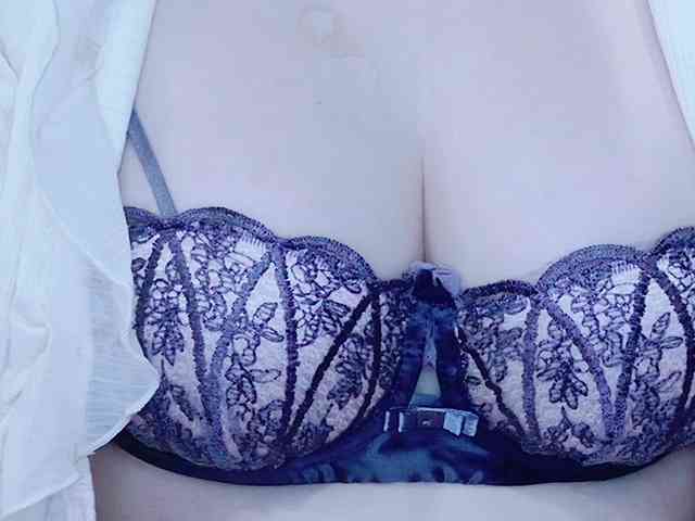 kiki-001 webcam