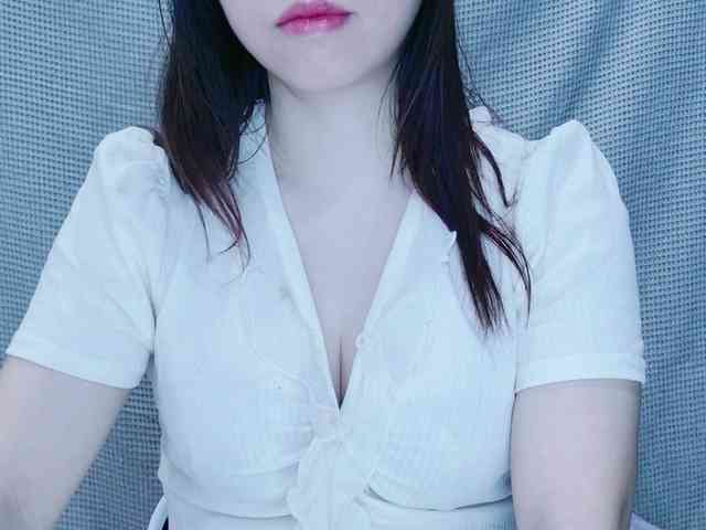 kiki-001 webcam