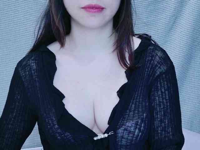 kiki-001 webcam