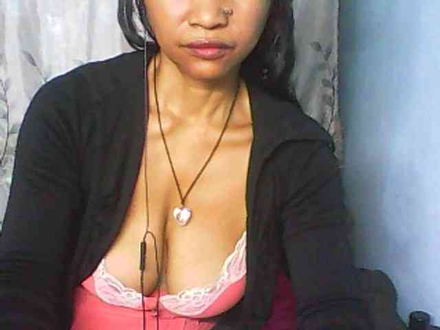 Cute0403 webcam