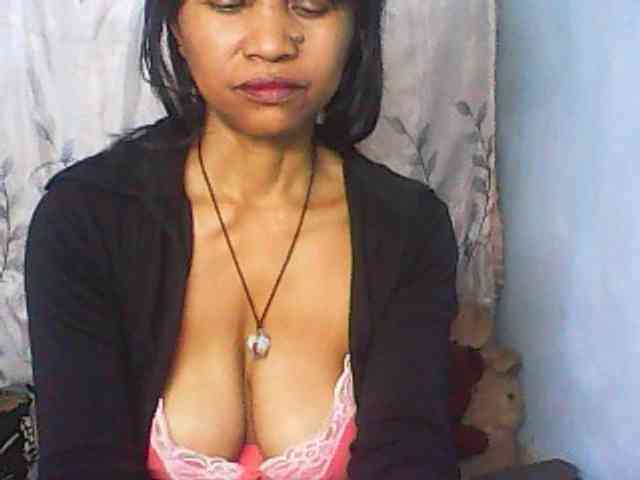Cute0403 webcam