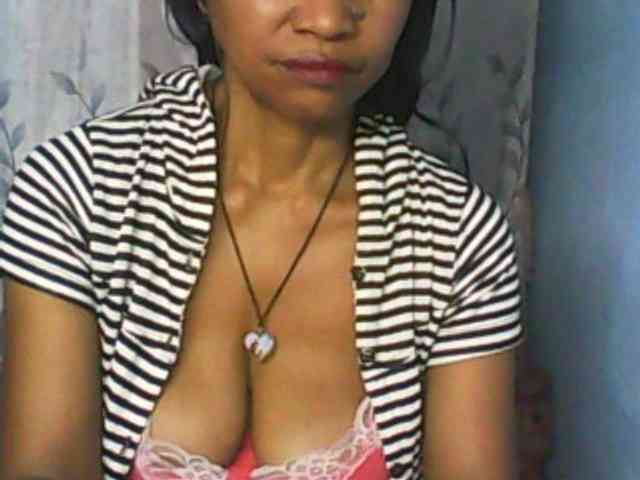 Cute0403 webcam