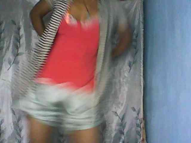 Cute0403 webcam