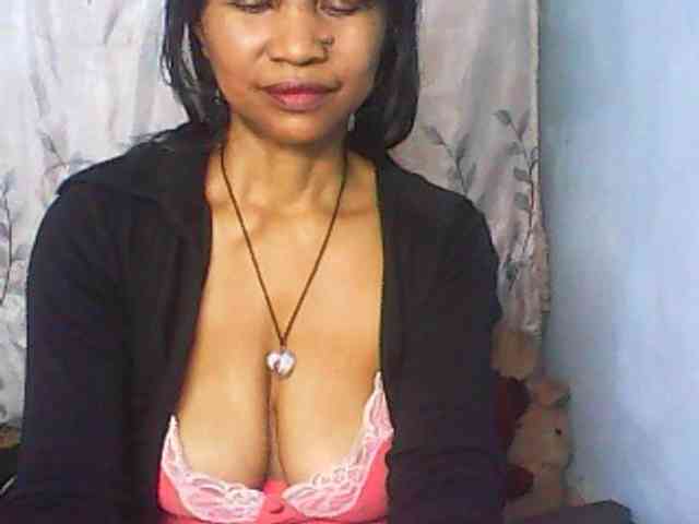 Cute0403 webcam