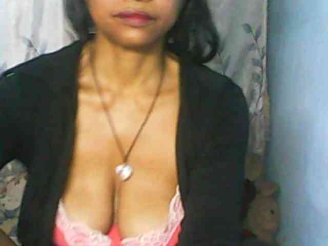 Cute0403 webcam