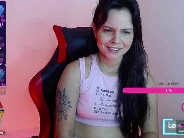 MiaRobinn webcam