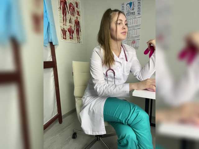 Entra en el chat con el modelo DokTor_Ada DokTor_Ada