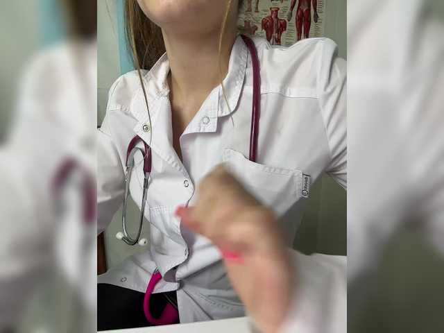 Entra en el chat con el modelo DokTor_Ada DokTor_Ada