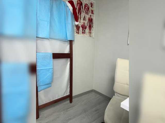 Entra en el chat con el modelo DokTor_Ada DokTor_Ada