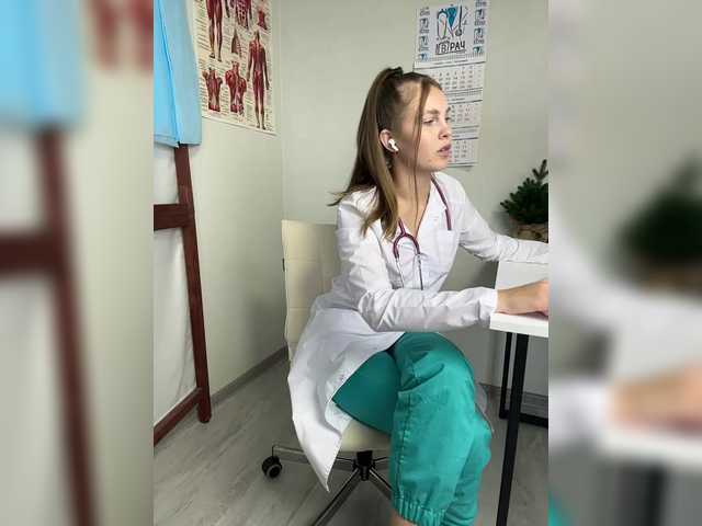 go to chat with DokTor_Ada