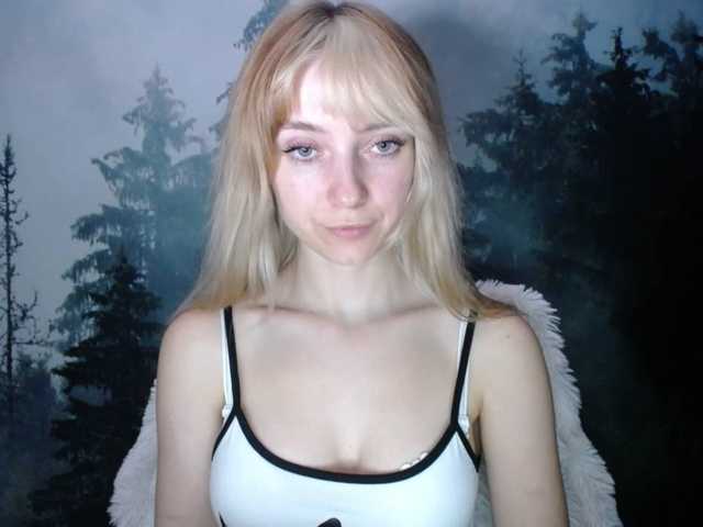 LuciaLovely webcam