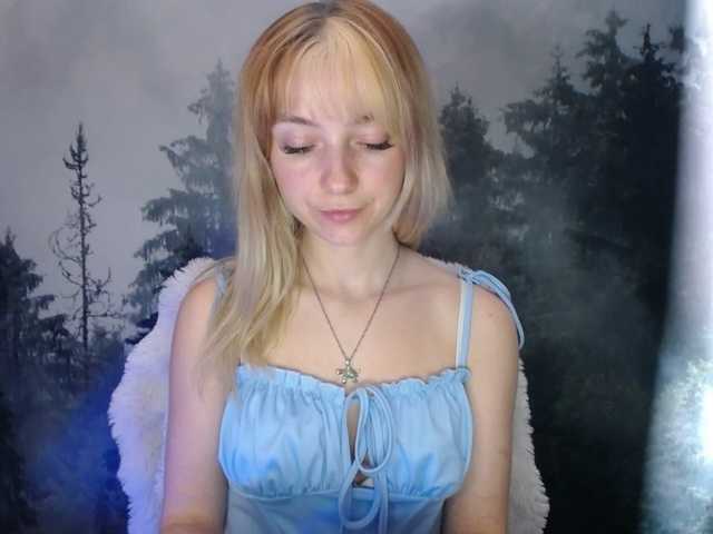 LuciaLovely webcam