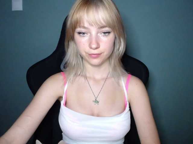 LuciaLovely webcam