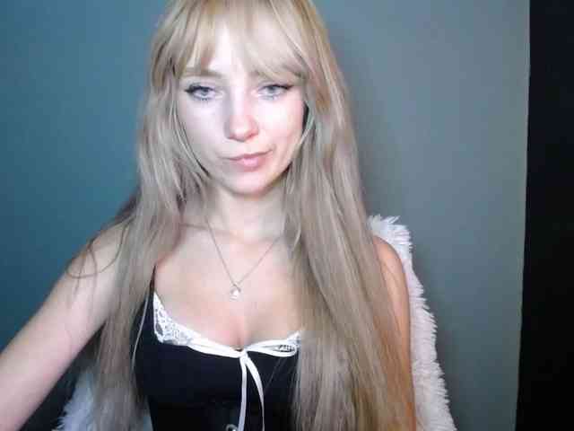 LuciaLovely webcam