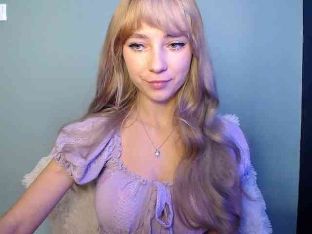 LuciaLovely webcam