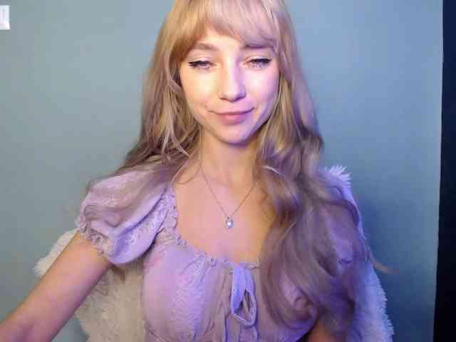LuciaLovely webcam