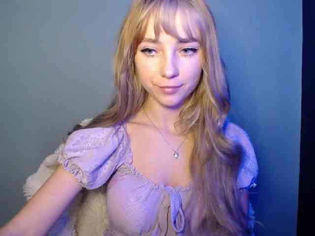 LuciaLovely webcam