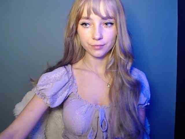 LuciaLovely webcam