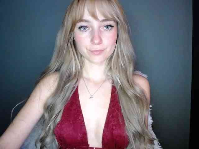 LuciaLovely webcam