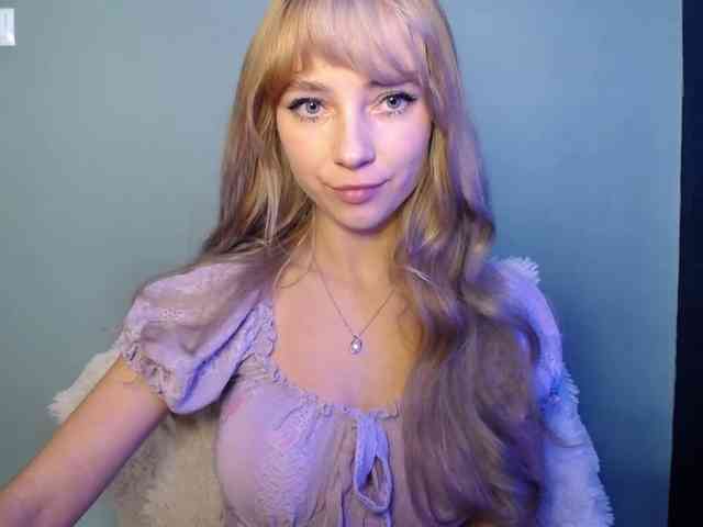 LuciaLovely webcam