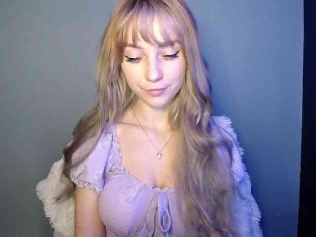 LuciaLovely webcam