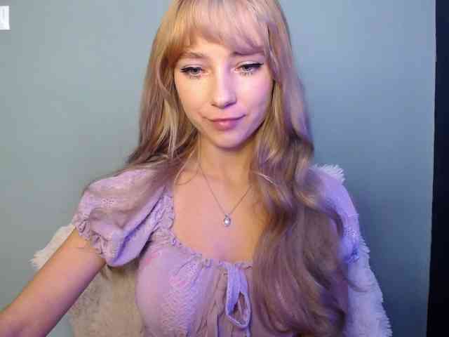 LuciaLovely webcam