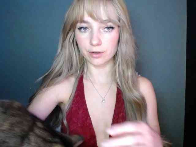 LuciaLovely webcam