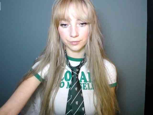 LuciaLovely webcam