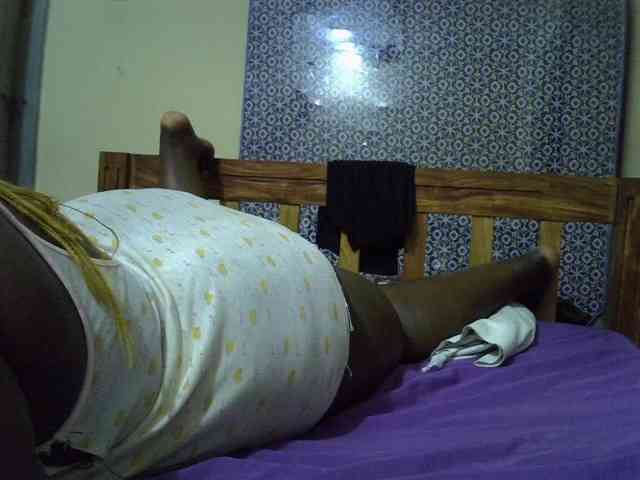 AfricanBBw webcam