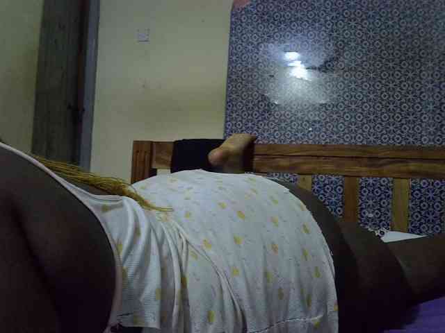 AfricanBBw webcam