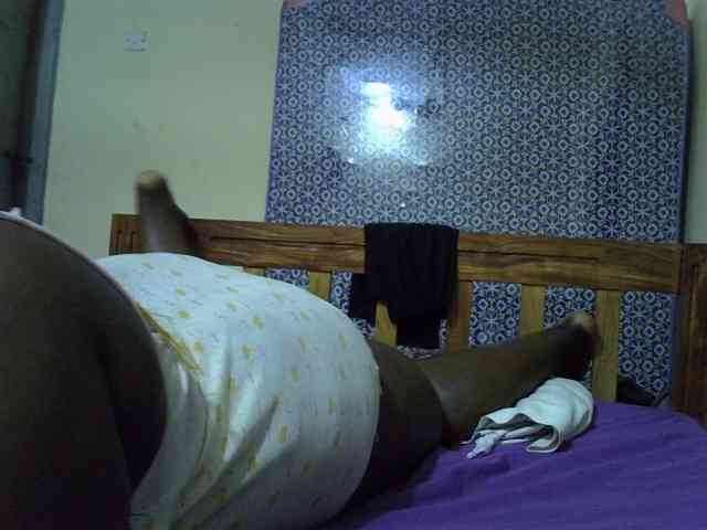 AfricanBBw webcam