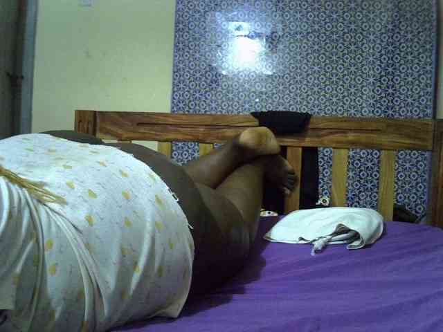 AfricanBBw webcam