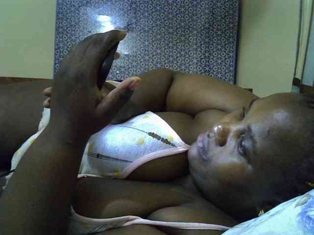AfricanBBw webcam