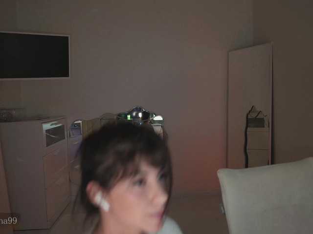 Entrez le videochat erotique avec le
modèle -Madi- -Madi-