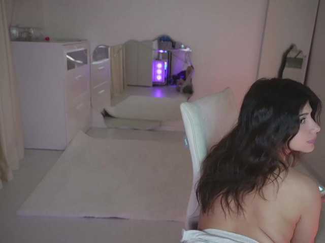 Accedi alla chat con il nickname -Madi- -Madi-