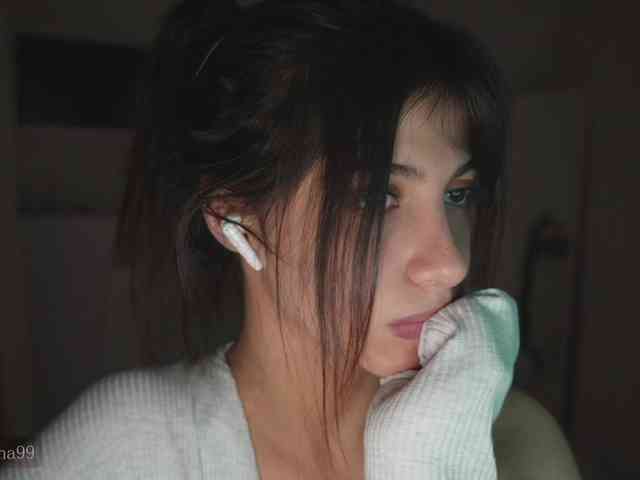 -Madi- webcam