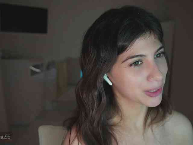 -Madi- webcam