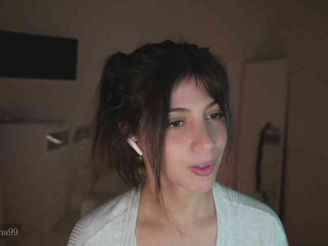 -Madi- webcam