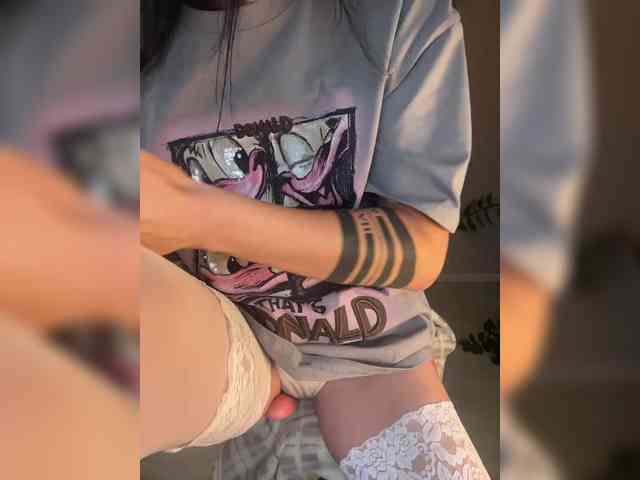 Karolina_Milf webcam