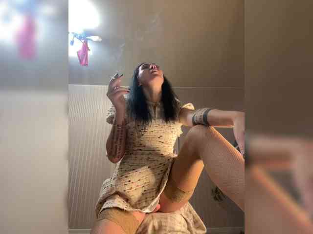 Karolina_Milf webcam